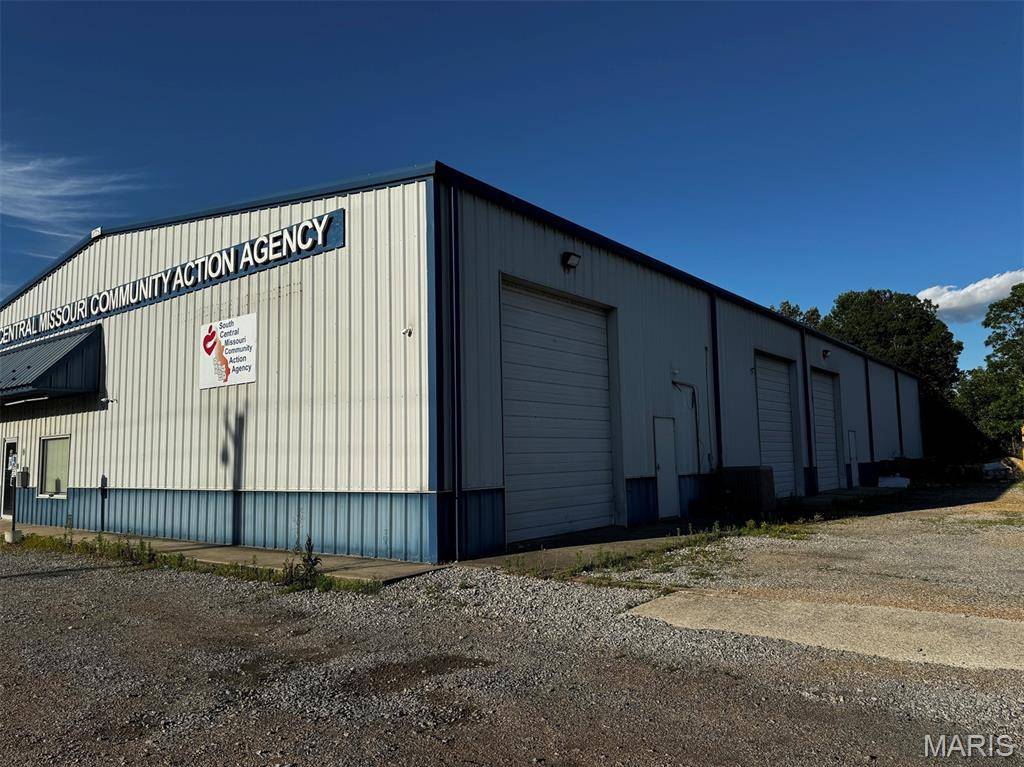 1716 S Broadway ST, Poplar Bluff, MO 63901