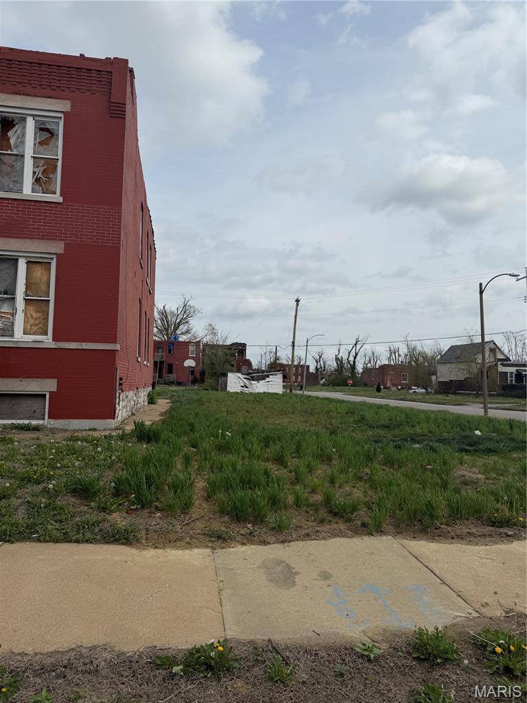 4305 Margaretta AVE, St Louis, MO 63115