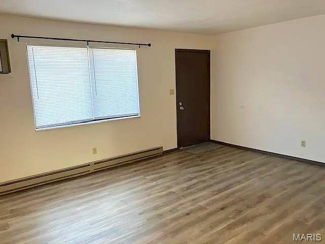 8 N 45TH ST #1, Belleville, IL 62226