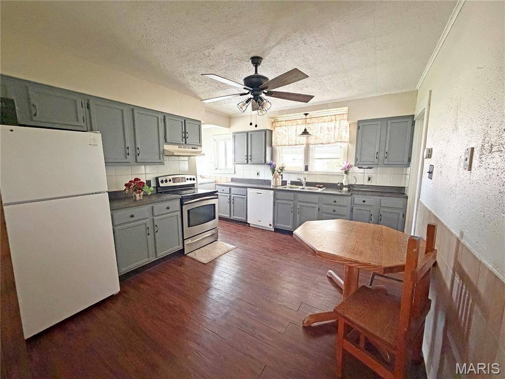 120 N Euclid AVE, Marissa, IL 62257