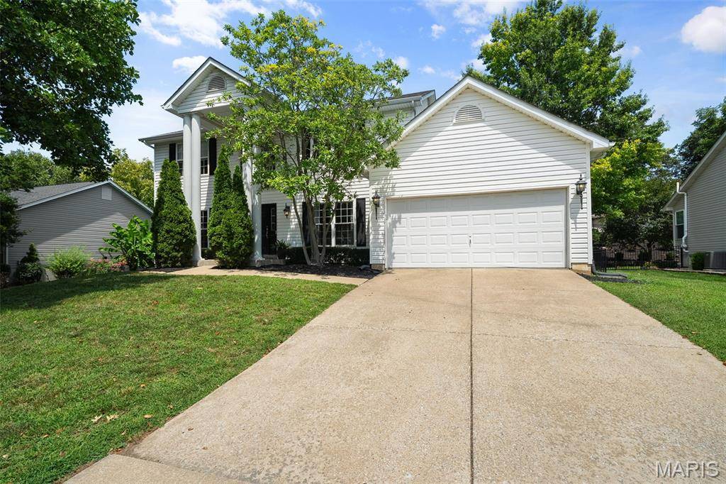 876 Emerald Place DR, St Charles, MO 63304