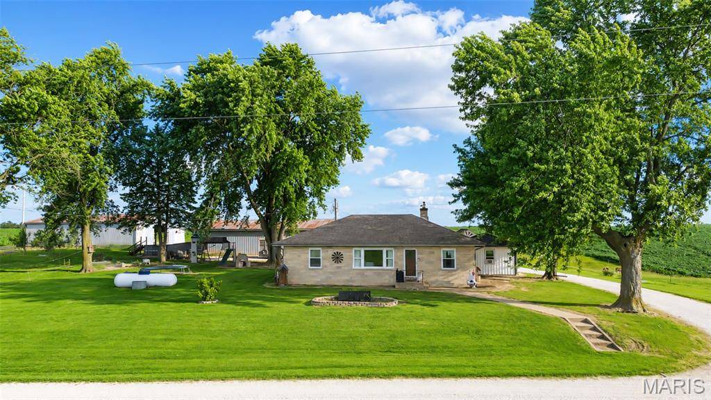 44709 Spring Creek Road, Pearl, IL 62361