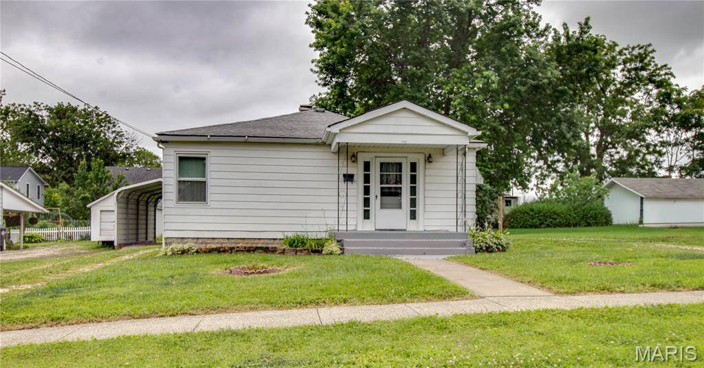 208 E Exchange ST, Jerseyville, IL 62052
