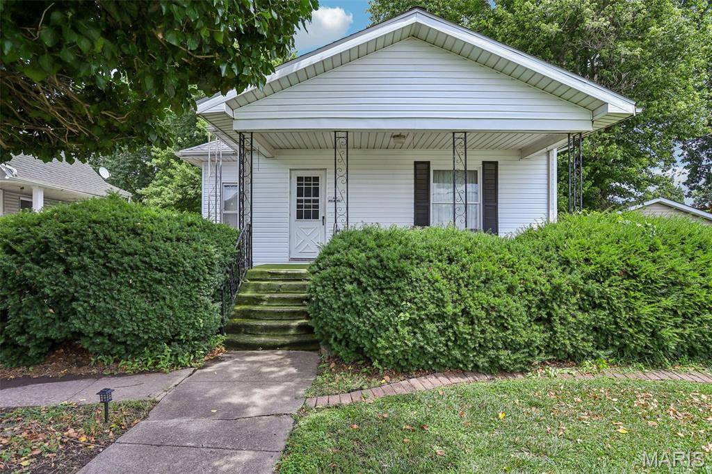 602 N Harrison ST, Litchfield, IL 62056