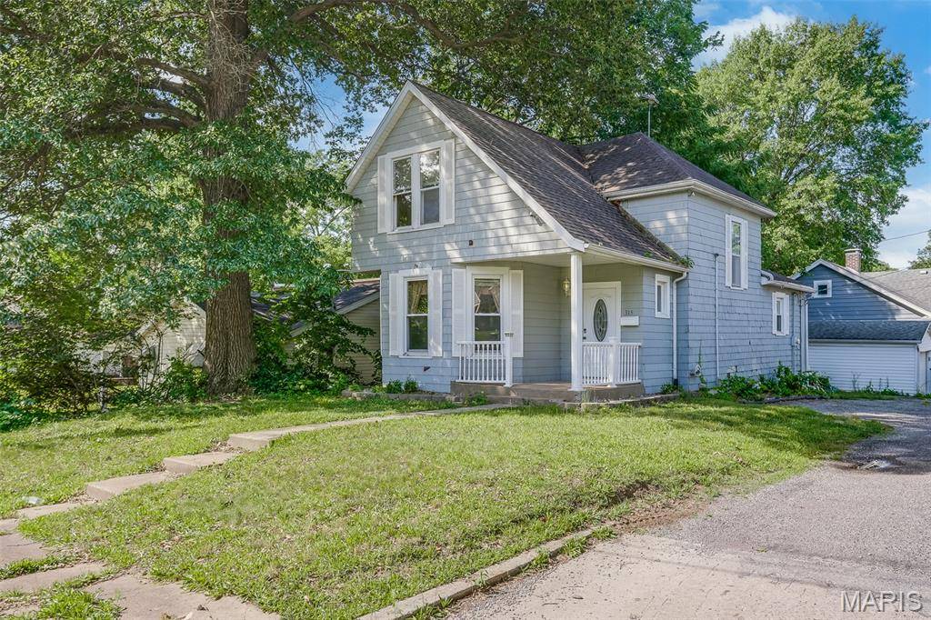 315 N Virginia AVE, Belleville, IL 62220