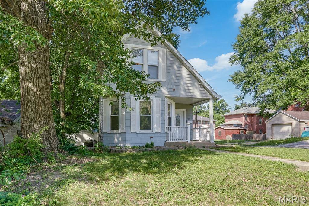 315 N Virginia AVE, Belleville, IL 62220