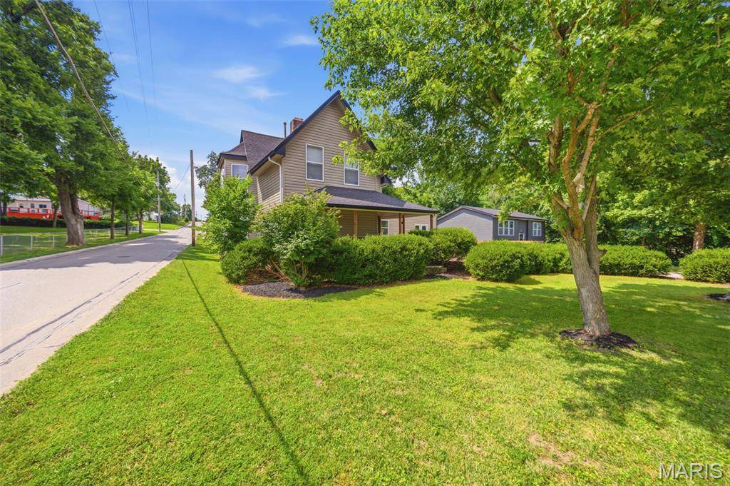 90 W 3rd ST, Pevely, MO 63070
