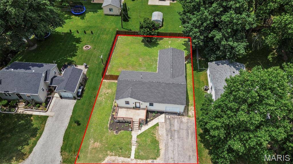 309 N 5th ST, Mascoutah, IL 62258