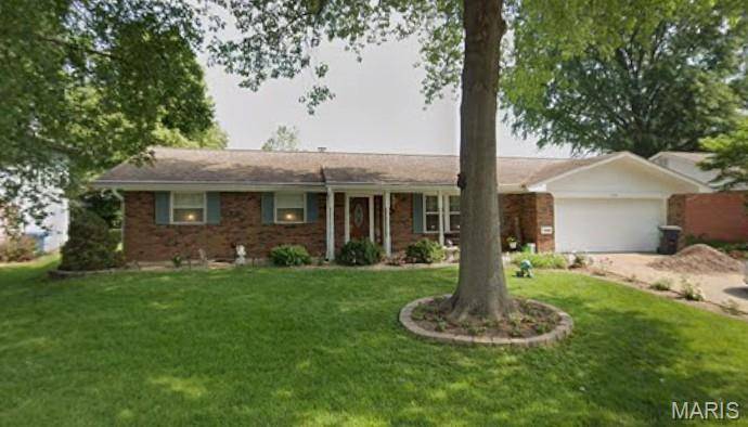 5905 Heritage Station RD, Belleville, IL 62223