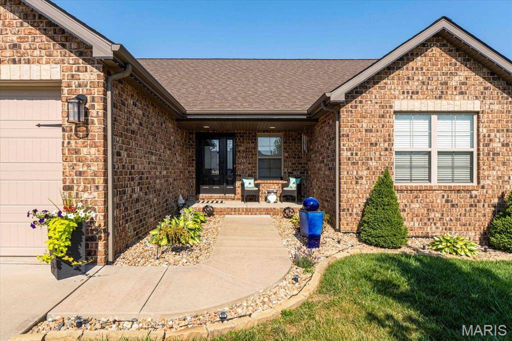 1217 Kirk LN, Waterloo, IL 62298