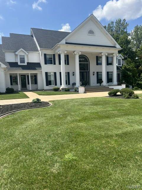 12874 Thornhill CT, Town And Country, MO 63131