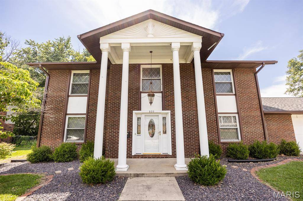 809 Reiss RD, O'fallon, IL 62269