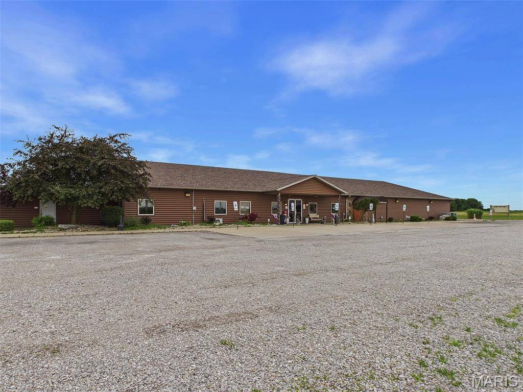 15469 State 127 Route, Carlyle, IL 62231