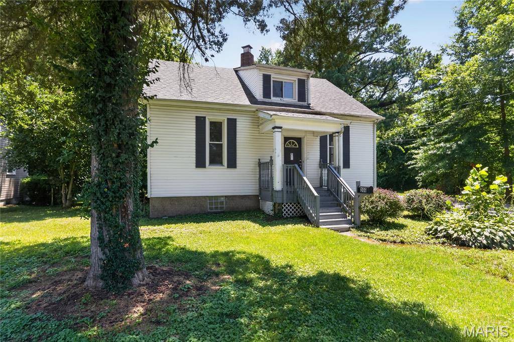 366 Suburban AVE, St Louis, MO 63135