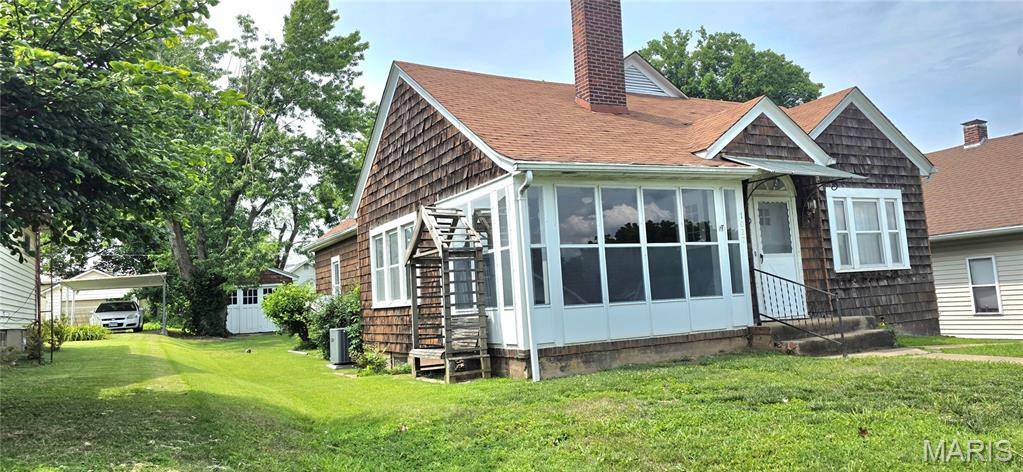 1027 William ST, Chester, IL 62233