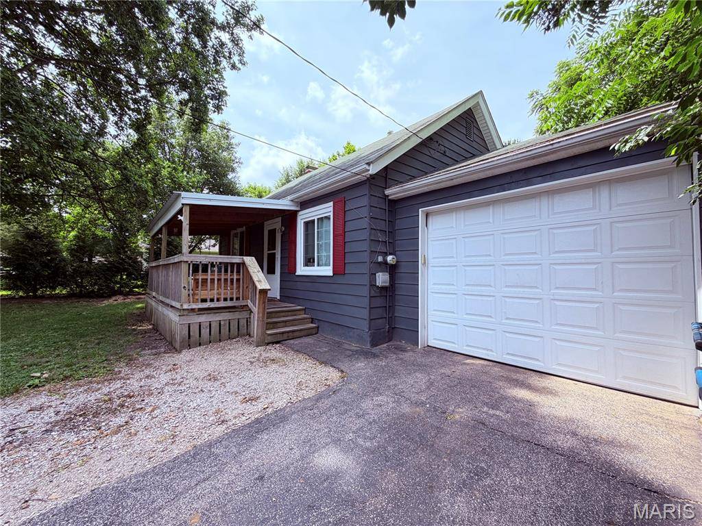 403 Lumaghi HTS, Collinsville, IL 62234