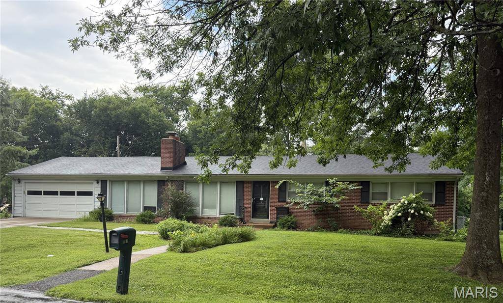 767 Wenneker DR, St Louis, MO 63124