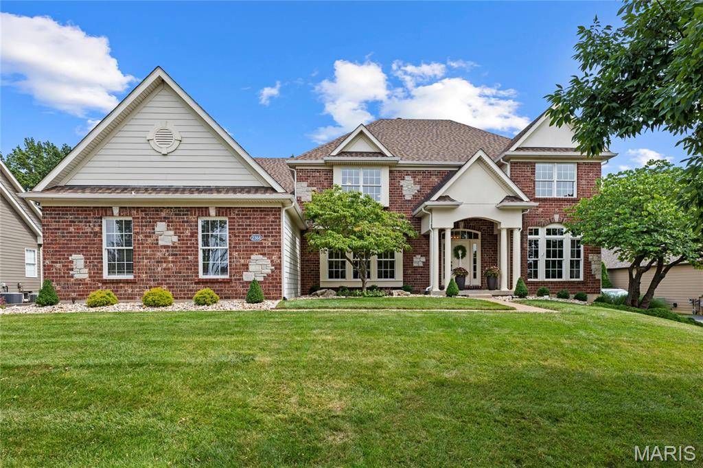 2366 Spring Mill Estates DR, St Charles, MO 63303