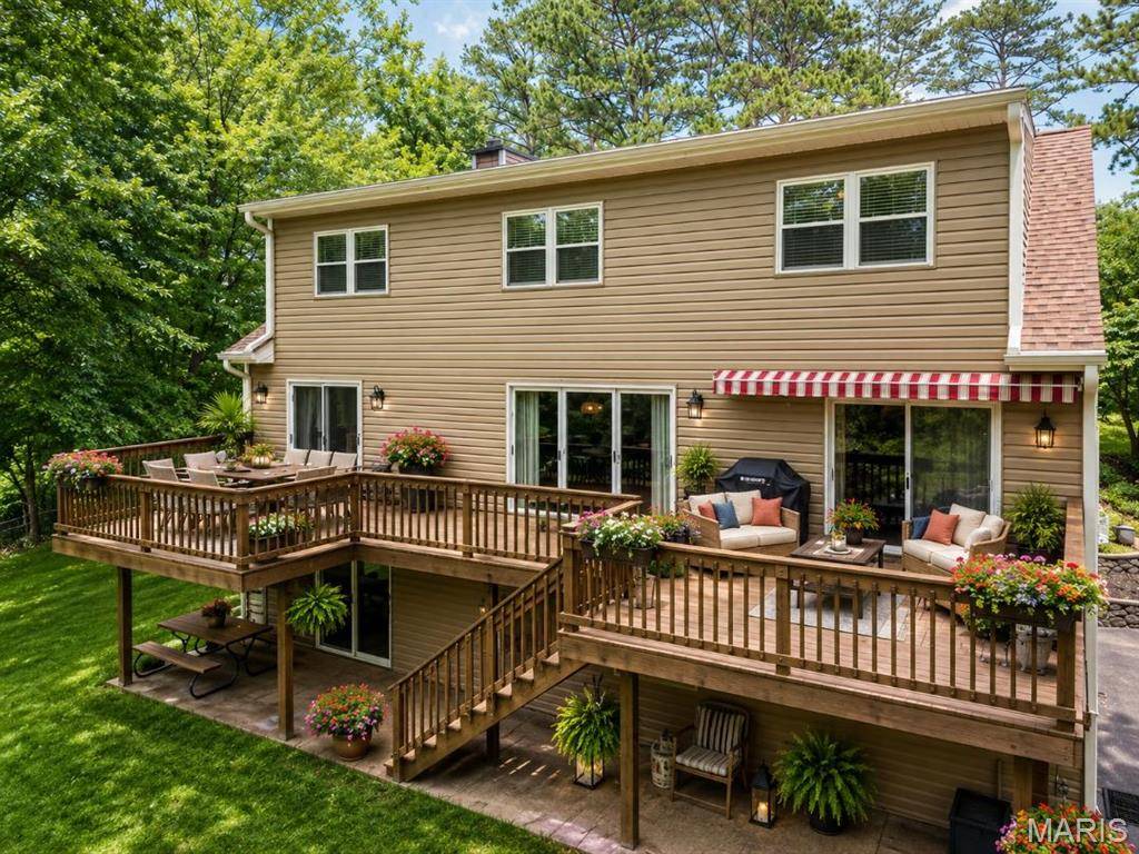 8332 Maple Grove Rd., Troy, IL 62294