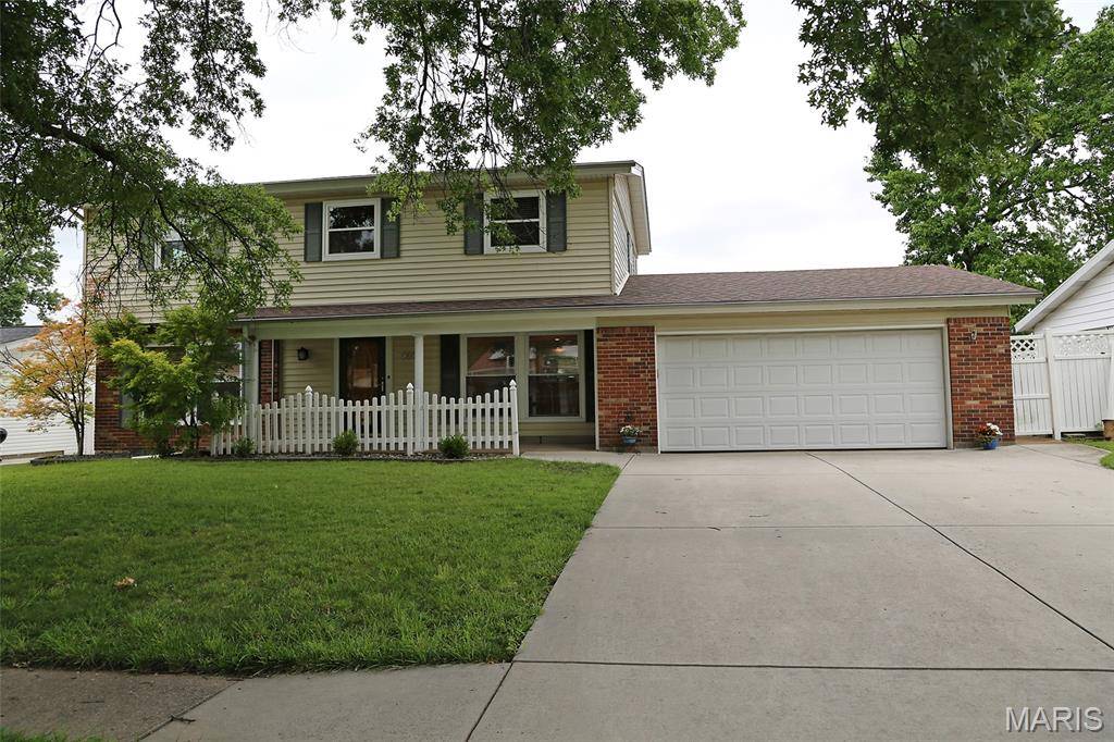 5032 Darfield CT, Unincorporated, MO 63128