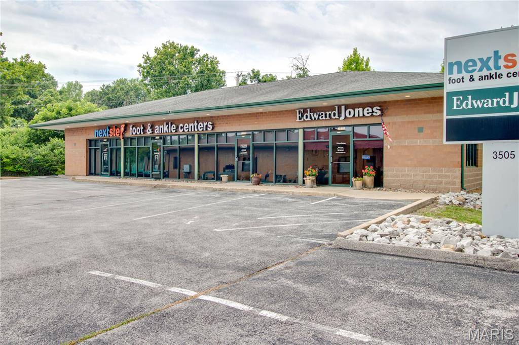 3505 College AVE, Alton, IL 62002