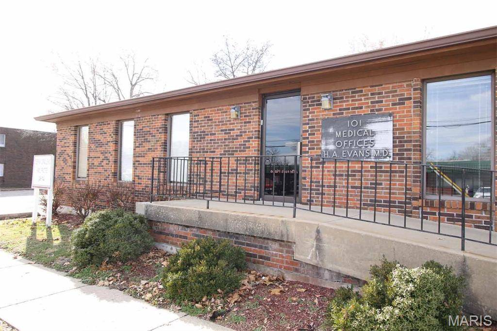 101 Saint Louis RD, Collinsville, IL 62234