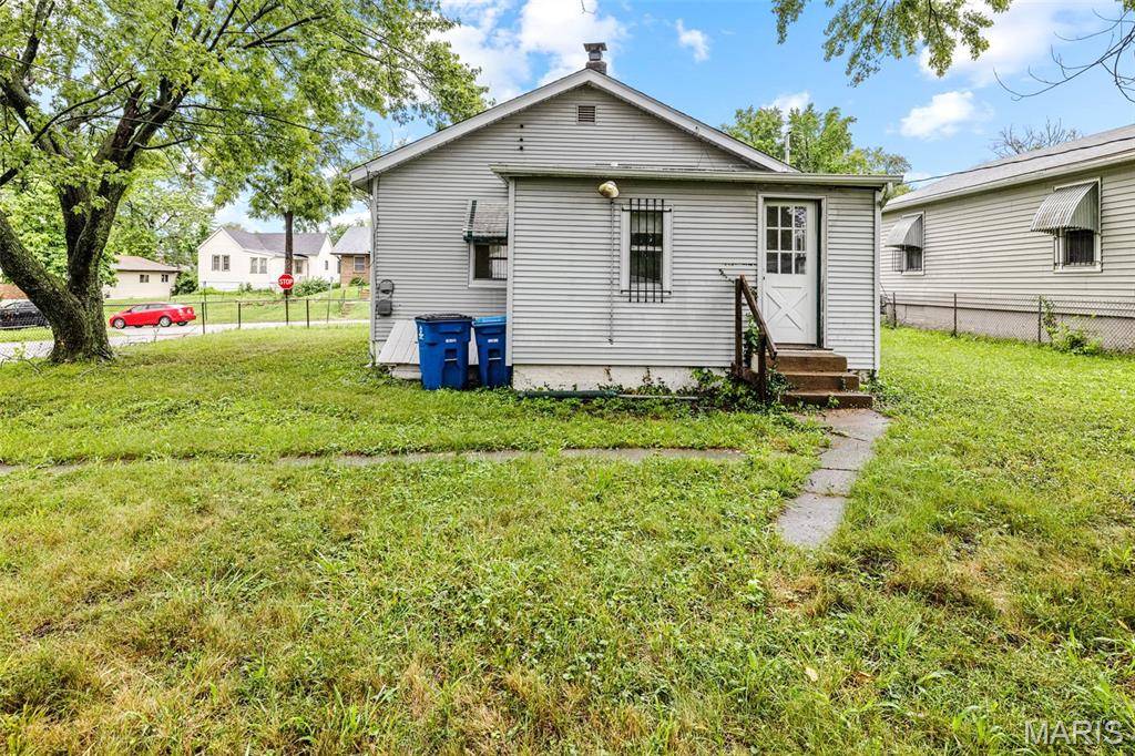 6546 Joseph AVE, St Louis, MO 63133