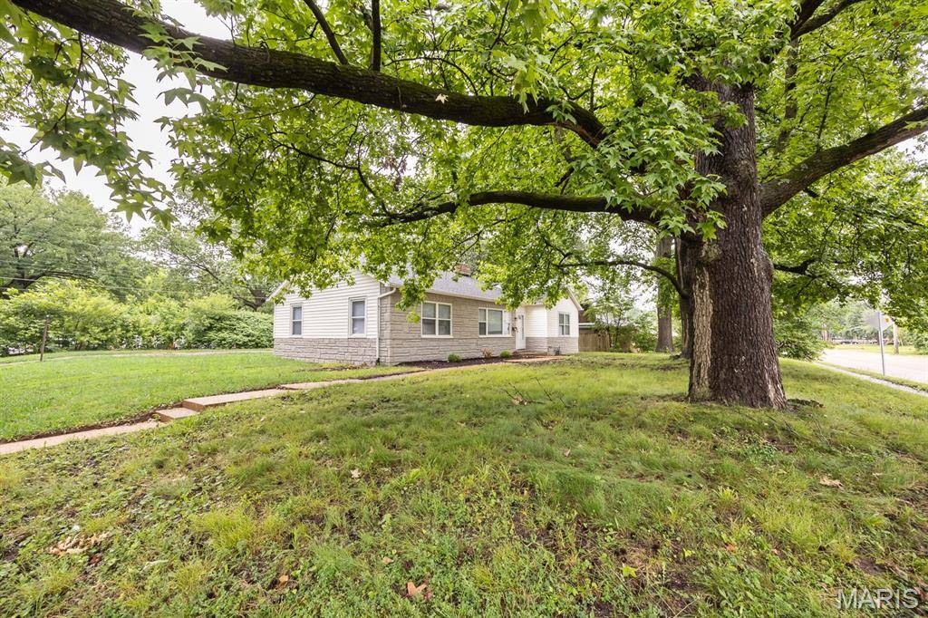 1912 N 17th ST, Swansea, IL 62226