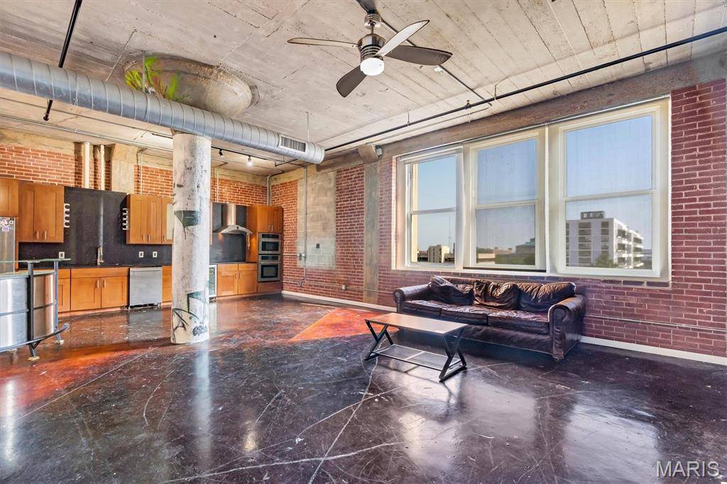 1511 Locust ST #610, St Louis, MO 63103