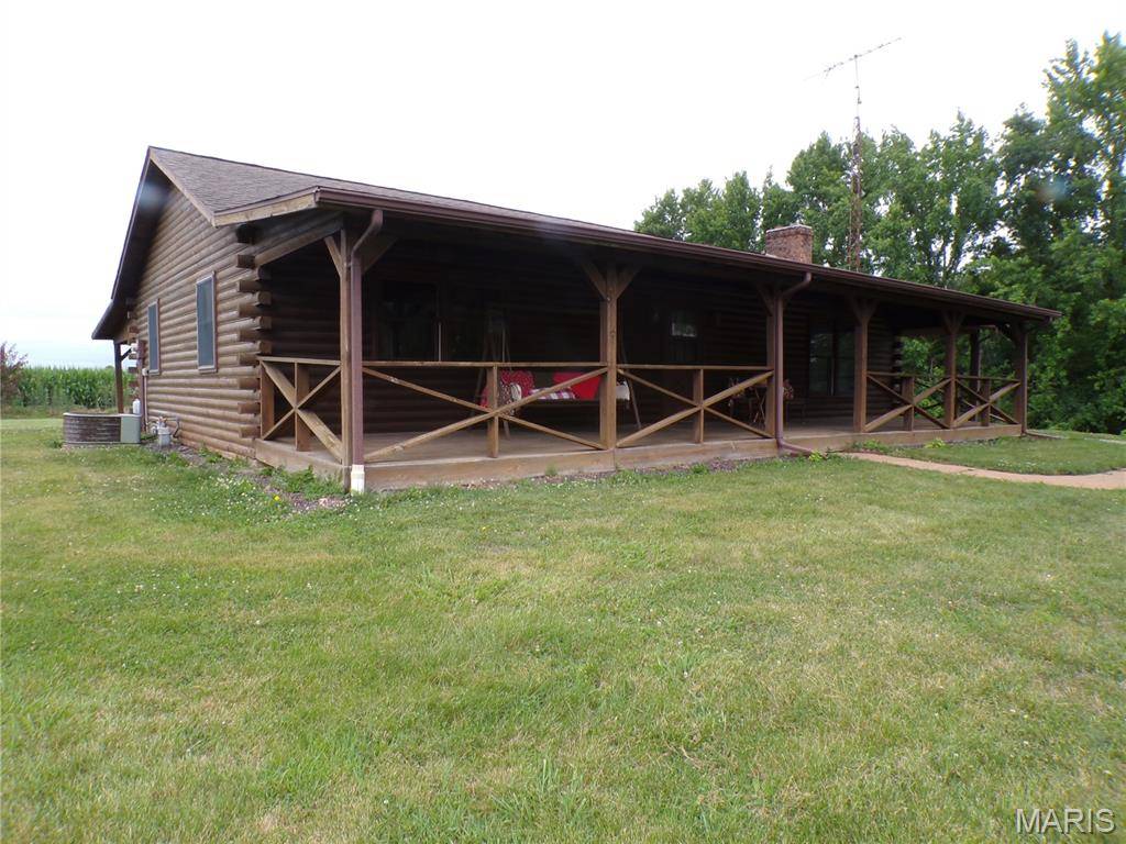 3632 State Route 13/27, Pinckneyville, IL 62274