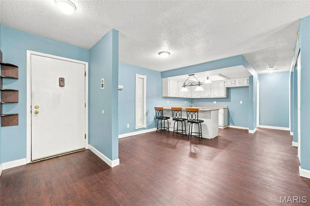 1465 Heritage LNDG #104, St Charles, MO 63303