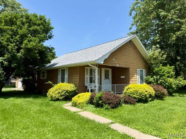 501 E Us Highway 54, Vandalia, MO 63382
