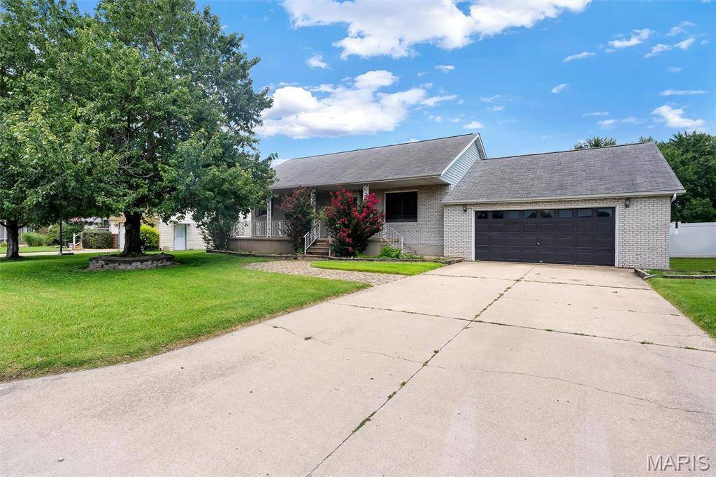 14 Perigen LN, Granite City, IL 62040