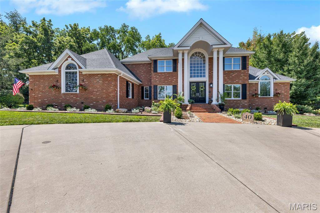 40 Country Club DR, Edwardsville, IL 62025