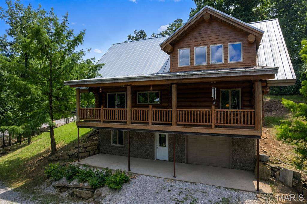 1042 Lakeview DR, Perryville, MO 63775