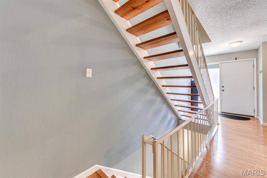 1210 Wicklow RD #A, Ballwin, MO 63021