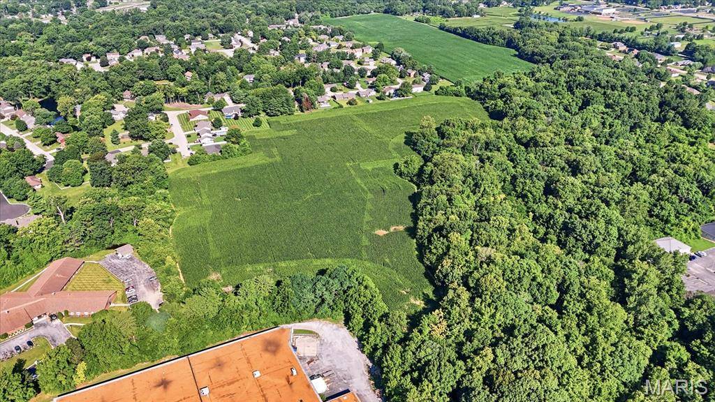 3089 N Illinois ST, Swansea, IL 62226