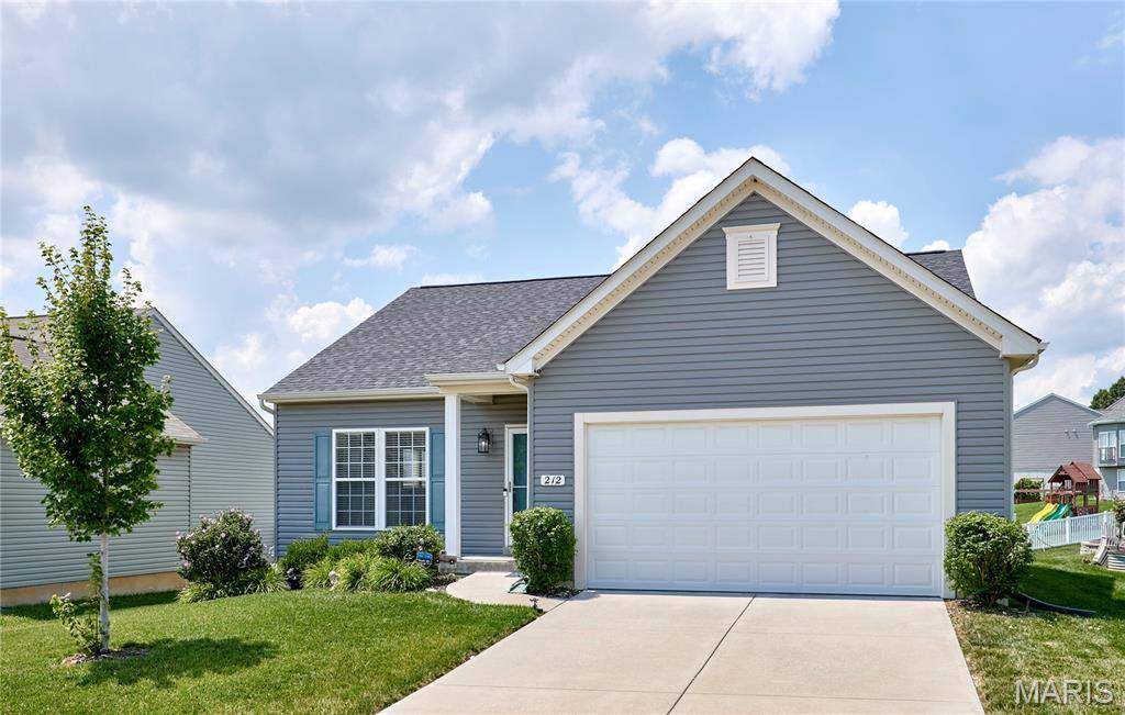 212 Barrington Ridge LN, Wentzville, MO 63385