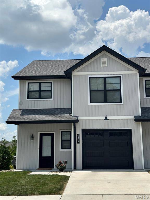 149 S 10th ST #D, Mascoutah, IL 62258