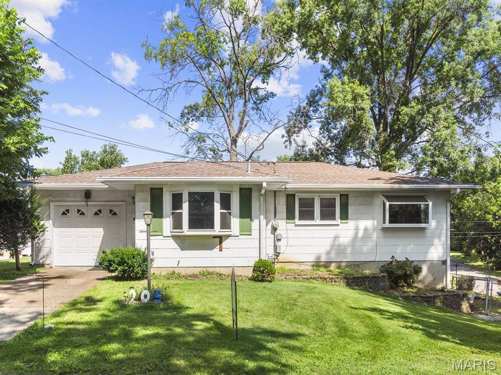 205 Gardner ST, Columbia, IL 62236