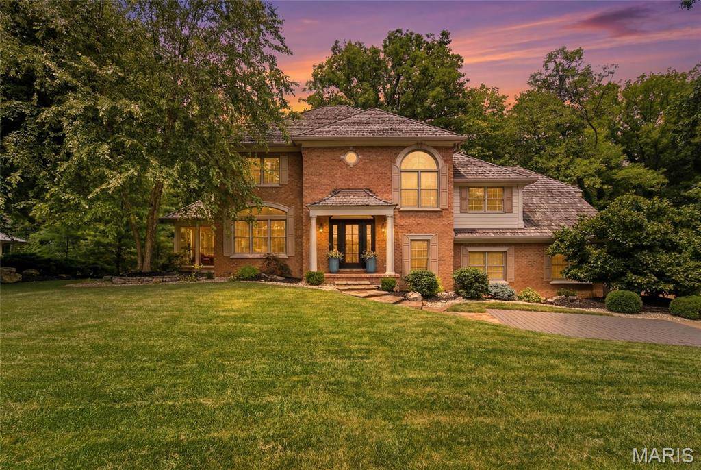 1107 N Oxfordshire LN, Edwardsville, IL 62025