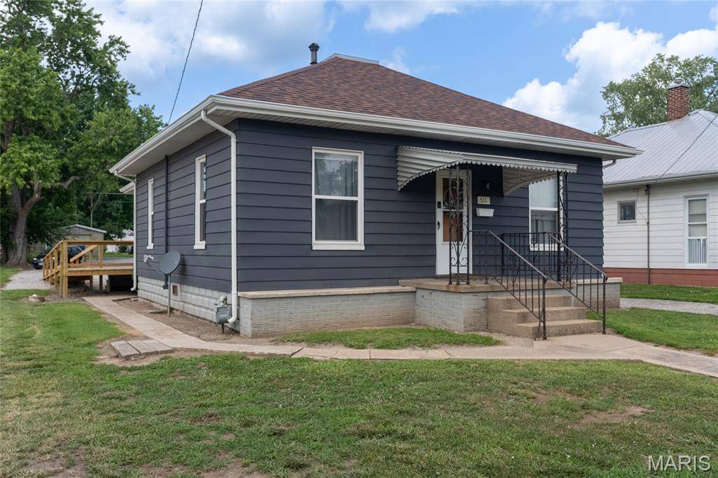 511 washington ST, Duquoin, IL 62832