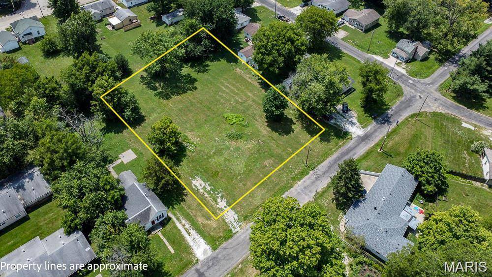 404 Lott, Jerseyville, IL 62052