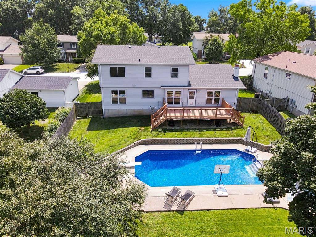 3927 Summerfield Pkwy, St Charles, MO 63304