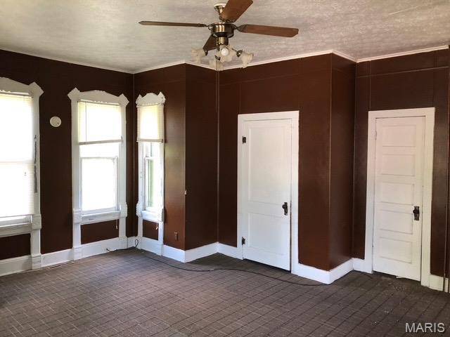 306 W Prairie ST, Jerseyville, IL 62052
