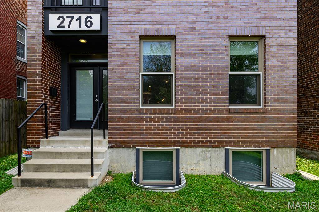 2716 Indiana AVE, St Louis, MO 63118