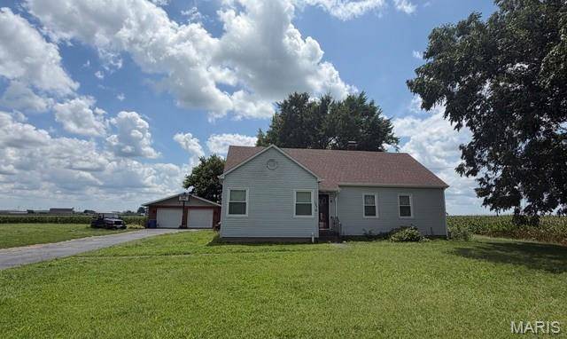 280 W Saint Louis ST, Hoyleton, IL 62803
