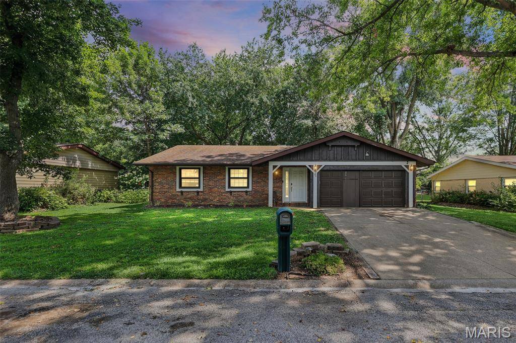 36 Morrison DR, Belleville, IL 62221