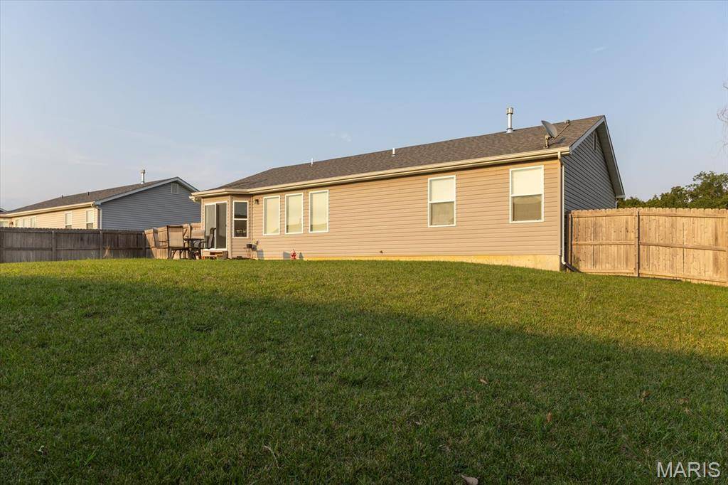 117 Falcons Crest DR, Wright City, MO 63390