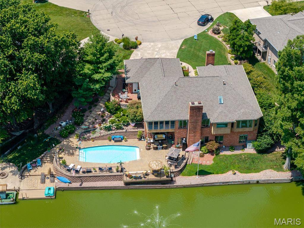 13 Timber Waters CT, Swansea, IL 62226